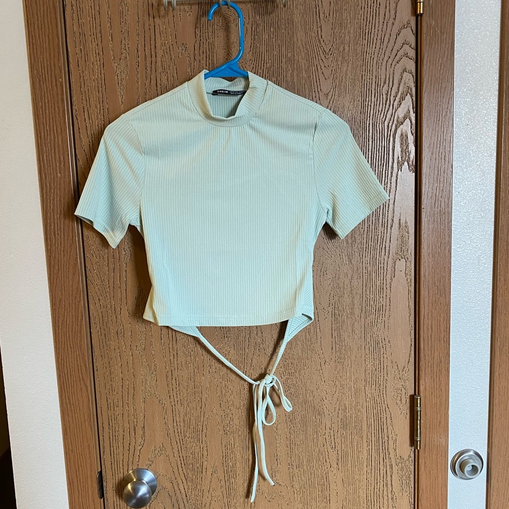 🍉 SHEIN Tied Open Back Mint Green Tee